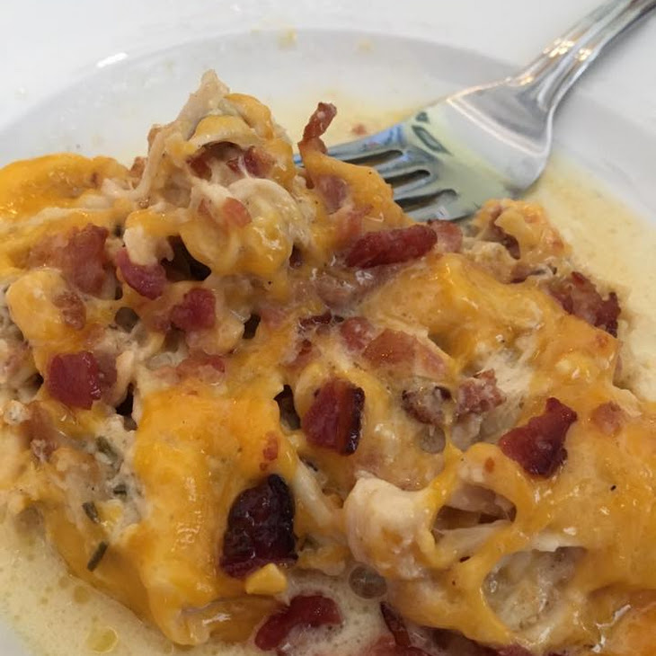 Creamy Slow Cooker Chicken with Bacon & Cheese {low carb & keto
